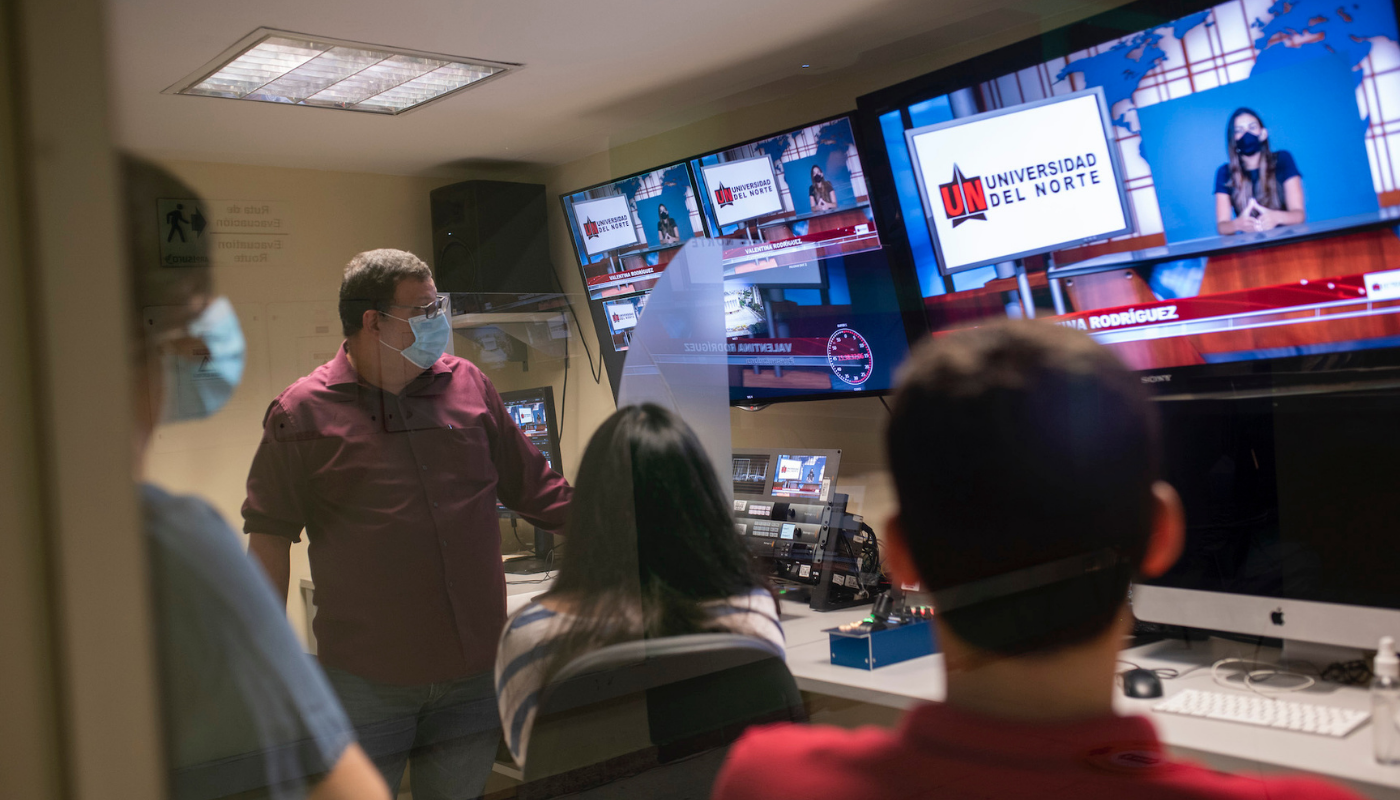 Charlas y actividades por programa académico