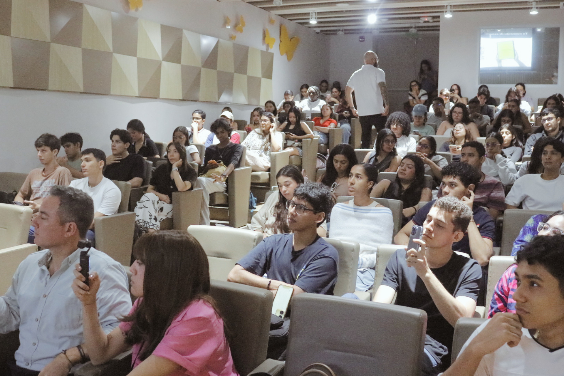 Tercera Responsive Image