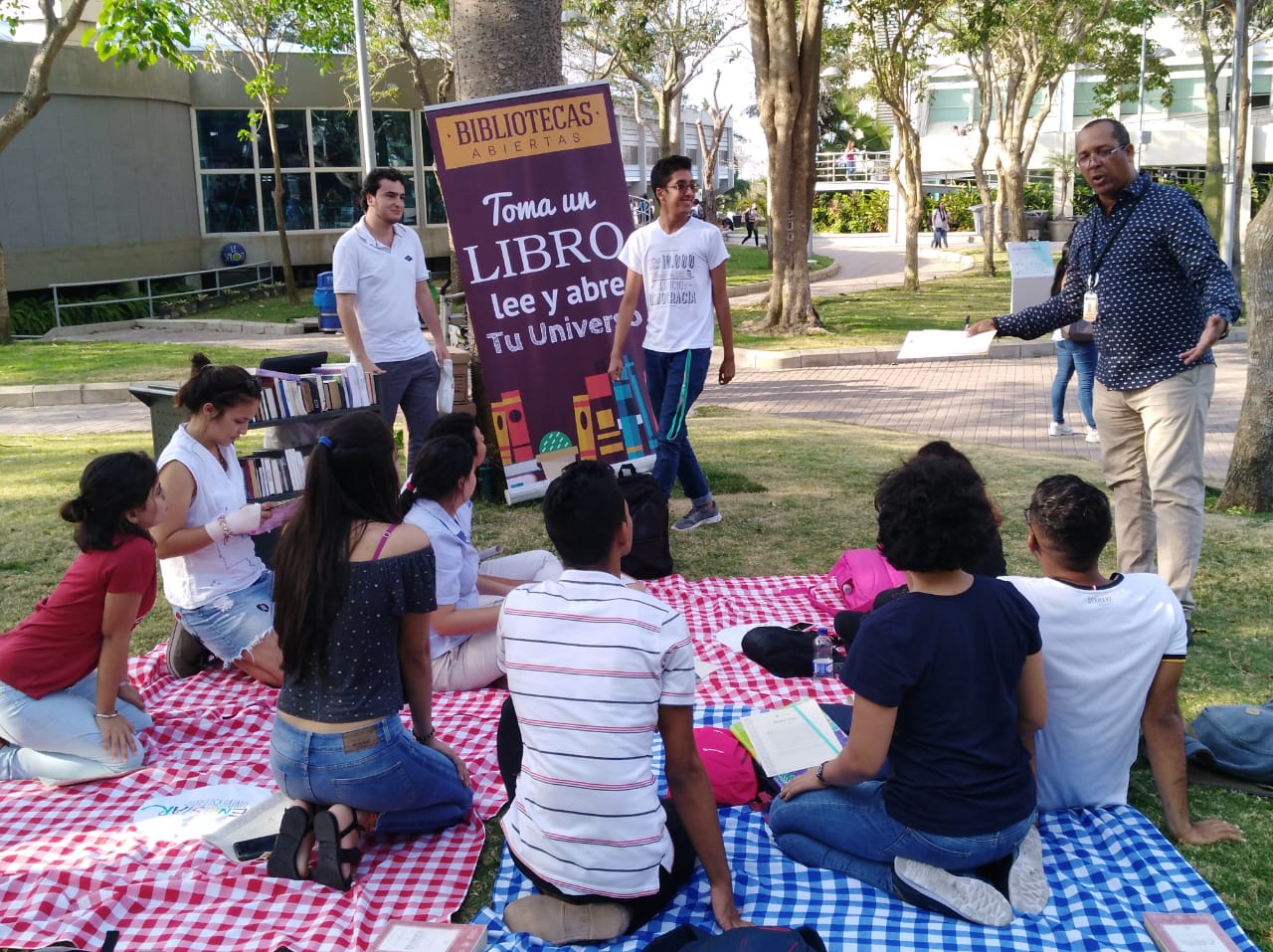 Biblioteca al aire libre