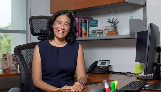 María Clemencia Sierra - decana Negocios.jpg