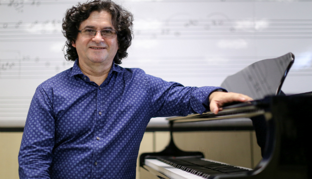 Nelson-Gomez.jpg