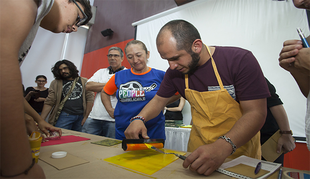 Taller-Mapuka-grabado.jpg