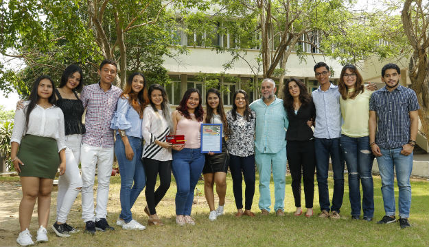 PREMIO-ESTUDIANTES-DE-COMUNICACIÓN.jpg