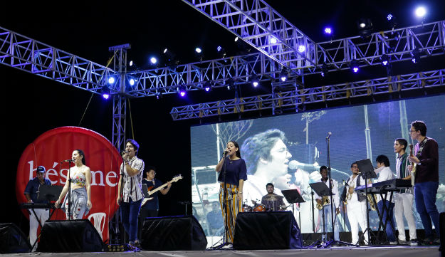 Presentación-grupo-UN-en-la-Avenida-del-Río.jpeg