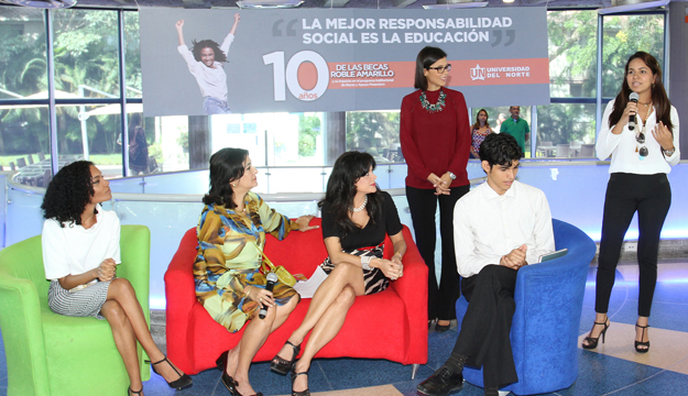 lanzamiento-libro-becas.jpg