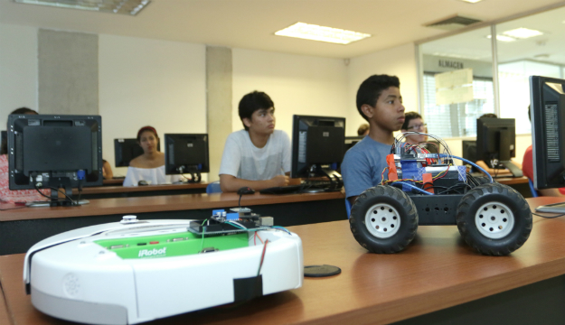 Taller-robotica-verano-10-11.jpeg