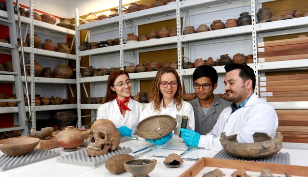 45 años laboratorio de arqueologia 2022