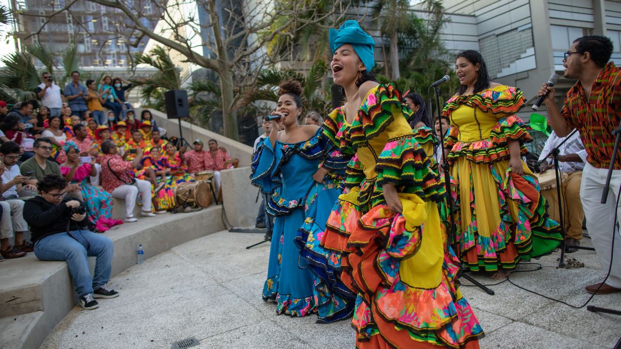 ENCUENTRO DE BAILES CANTADOS 3