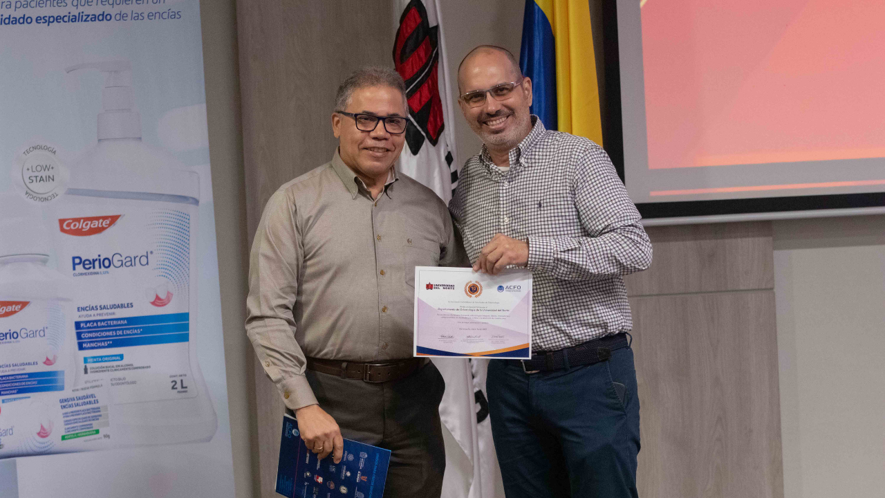 10 años programa de odontología 2025.png