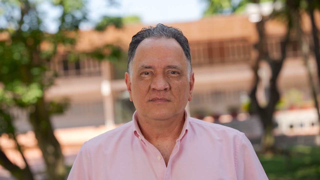 Roberto-Gonzalez-2025-Royal-fellow
