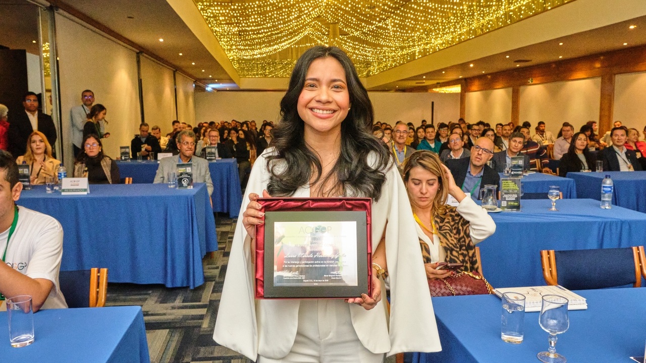Laura premio geologa 2025 (1) (1).jpg