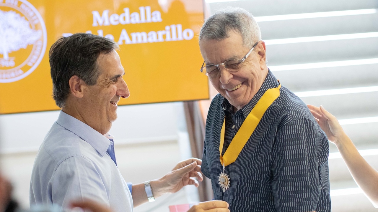 2025-07-21 FOTOGRAFÍAS HOMENAJE ARMANDO BENEDETTI - RECTORÍA27 (1).jpg