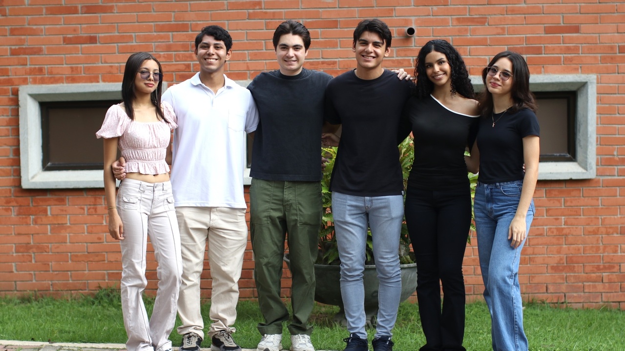 Primera cohorte de ing biomédica 2025-2