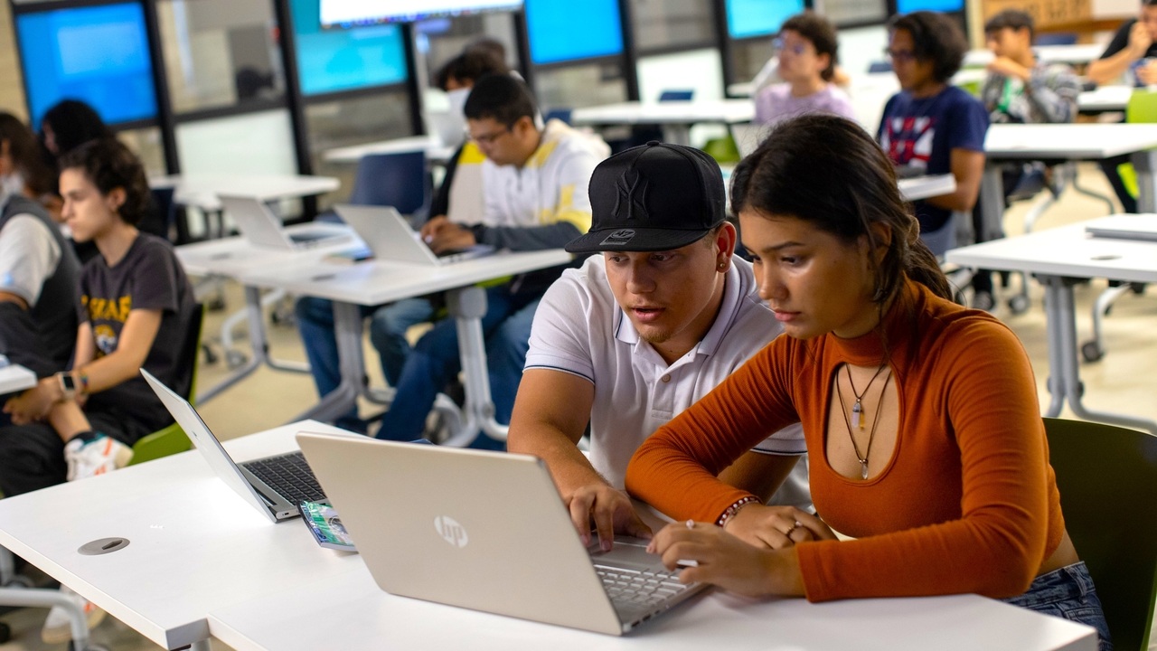 Catedra colombia 2025