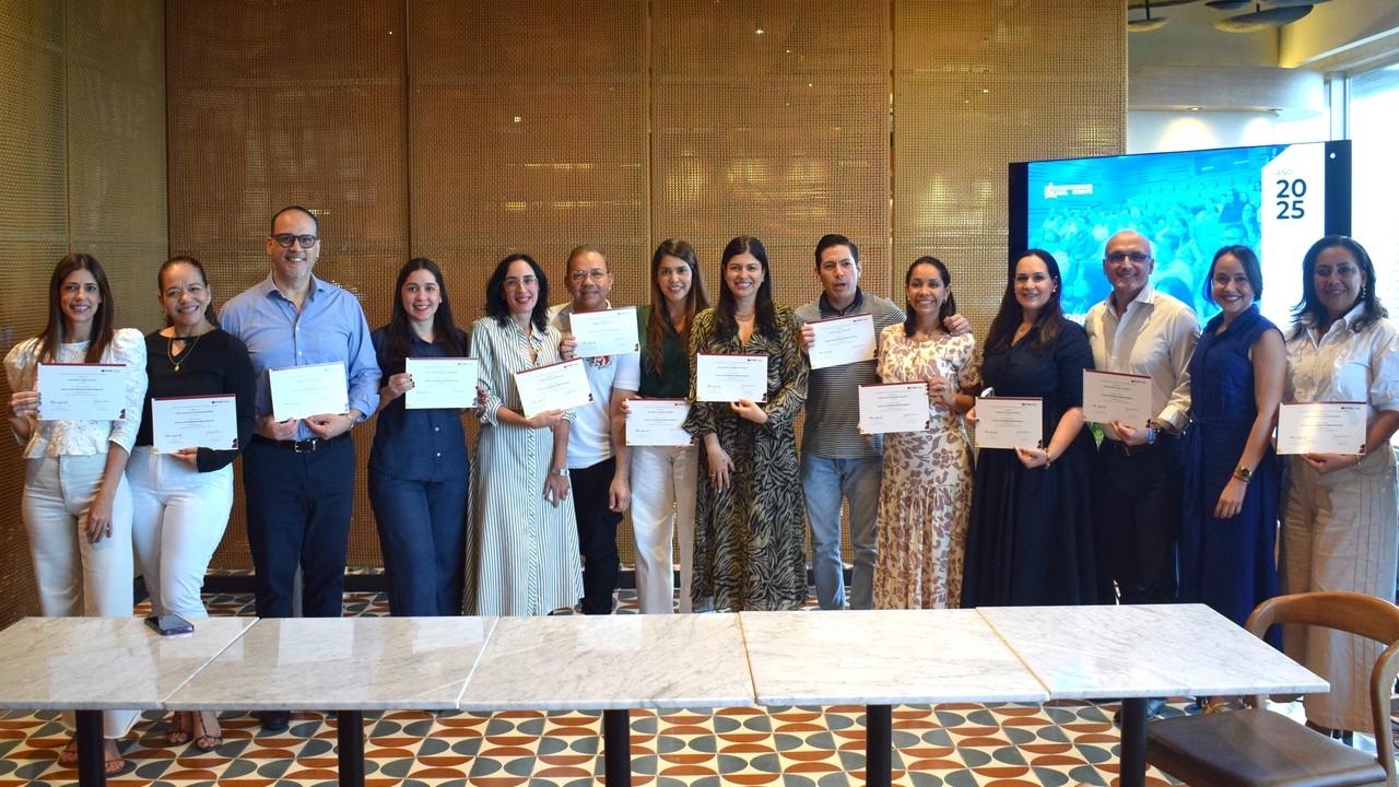 Escuela liderazgo cierre 2025 (2).jpg