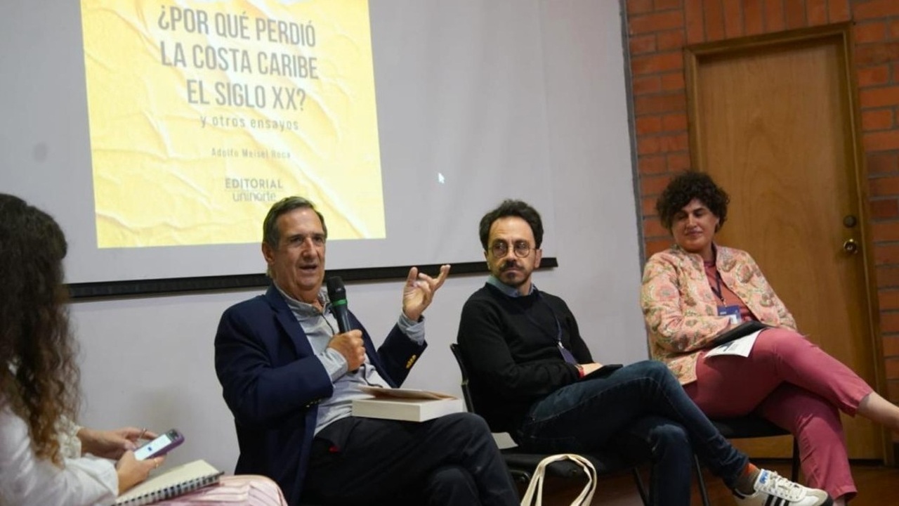 rector libro 27 nov 2025 (1) (1).jpg