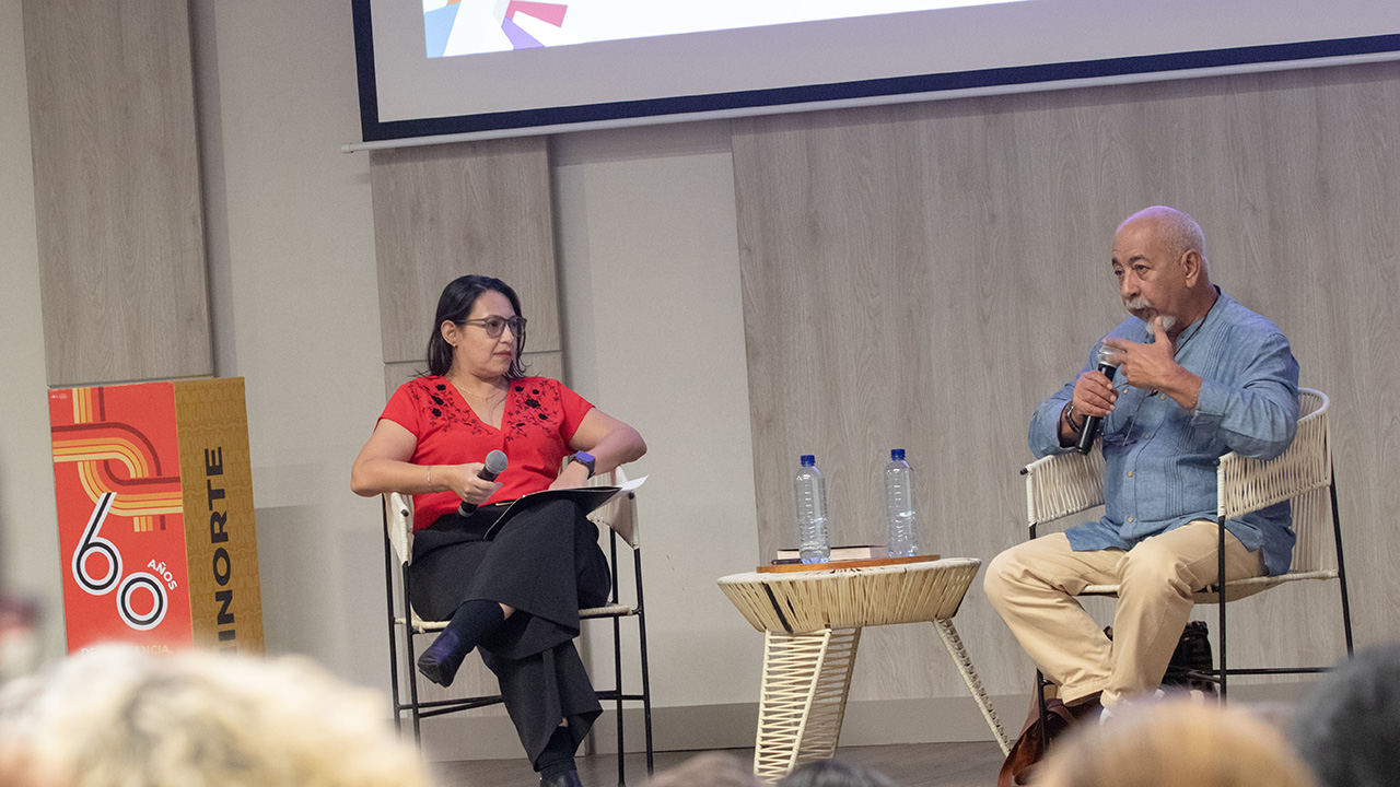 Hay Festival Leonardo Padura.jpg