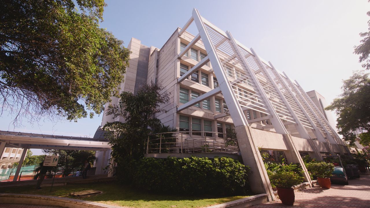 Campus visita pares 2026.jpg