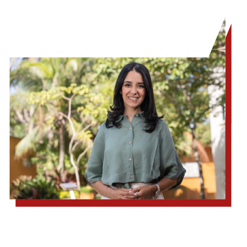Karen Chamíe, Directora oficina del Egresado Karen Chamíe, Directora oficina del Egresado