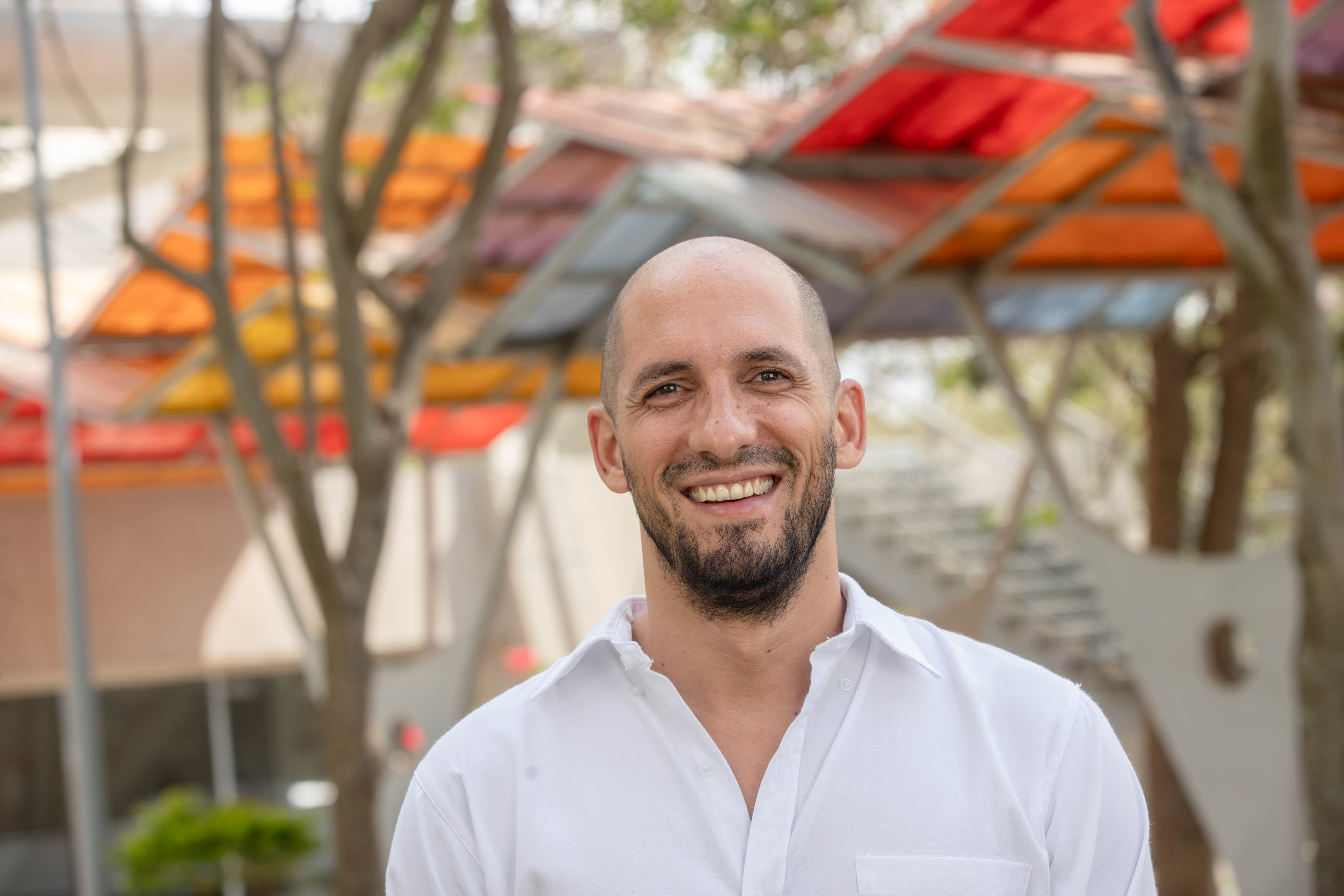 CAMILO  VIEIRA - DOCENTE IESE