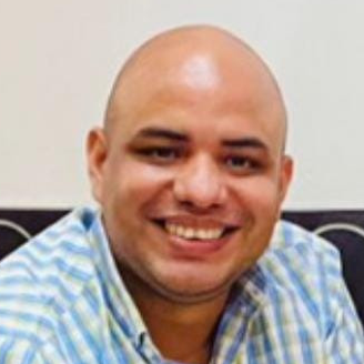 Dr. Roguelio Grau Acuña