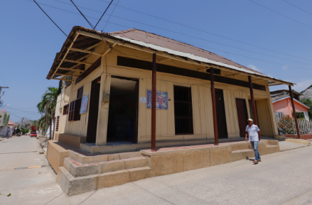 Casas antiguo y nuevo Prado