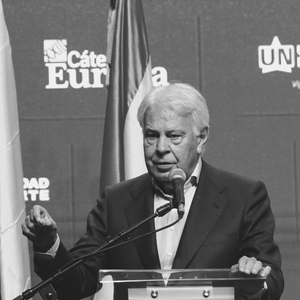 Felipe González