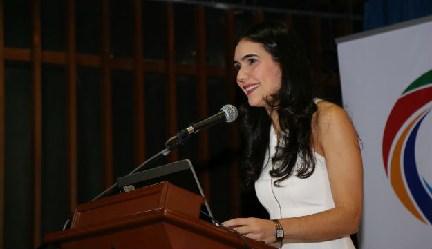 DANIELA-CEPEDA-EDITADA-L.jpg