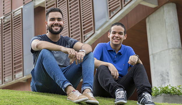 Estudiantes-ingeniería-José-Daniel-Rodríguez-Edgardo-Peñaranda.jpeg